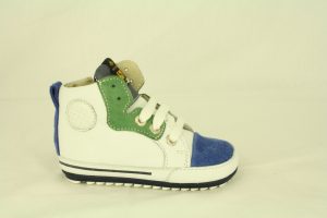 white, halfhoog veter bootje maat 19 t/m 22