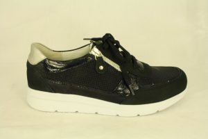 Walflaufer: Jenny, K-leest, blauwe veterschoen, maat 5 t/m 8  € 139,99
