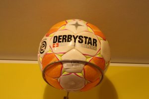 Derby Star: Ere Divisie Replica: € 24,99