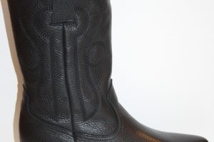 DW\\RS: Zwart leren laars, maat 37 t/m 41 € 129,99