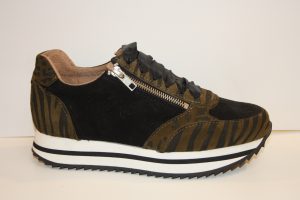 DW\\RS: sneaker met zebra print, groen, maat 37 t/m 40  € 119,99