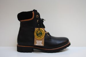 Panama 03, Traveling B2 zwart veterboot met vacht, maat 37 t/m 42 € 209,99