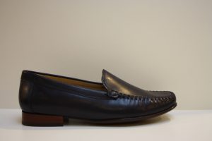 Sioux: dames instapper, zacht leer met dun zooltje, blauw en zwart, maat 4 t/m 7 € 129,99