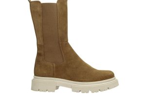Post Xchange: gave hoge Chelsea boot, cognac, maat 37 t/m 41 € 119,99