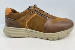 Mephisto: Brayan, Hazelnut, brede veterschoen met rits, los voetbed, maat 7 t/m 10,5 € 230,00