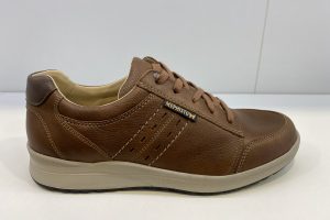 Mephisto: Vincente, hazelnut, zachte veterschoen maat 7,5 t/m 11 € 195,00