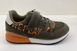 Replay: army/green/orange met elastische veter, maat 28 t/m 35 € 49,99