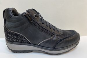 Xsensible: Laviano GX, zwart half hoog bootje met demping, maat 42 € 219,99