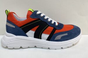 Develab: 45813-623, blauwe veterschoen, maat 33 t/m 40, v.a. € 109,99