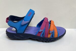 Teva: Tirra, meisjessandaal, in allereli kleurtjes, maat 29 t/m 37 v.a. € 60,00