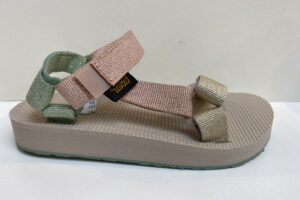 Teva: Original Universe Metallic, meisjessandaal maat 32 t/m 37 v.a. € 55,00