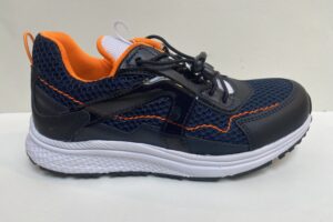 Piedro: jongens sneaker met snelsluiter, zwart/oranje, maat 32 t/m 41 v.a. € 129,99