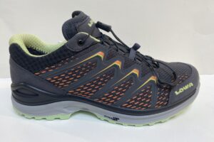 Lowa: wandelschoen, Maddox lage wandelschoen, met snelsluiter, maat 5 t/m 8 € 179,99