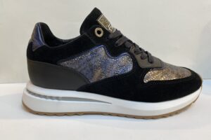 Floris van Bommel, dames  Sumi 04.12 zwarte sneaker maat 37,5 t/m 42 € 229,99