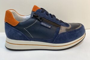 Mephisto: Gilford, mulberry /blauw, maat 7/ en 8/ € 215,00