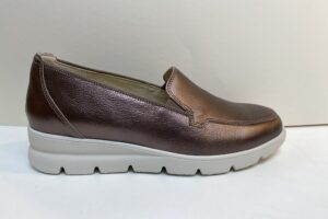 Waldlaufer: Bruni, instapper sand kleur, maat 4,5 t/m 8 € 139,99