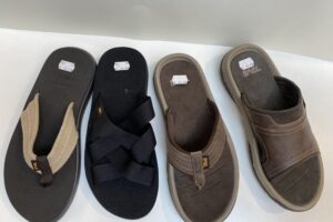 Teva: Heren slipper, maat 40,5 t/m 47  prijzen: € 39,99 / € 42,50 / € 90,00
