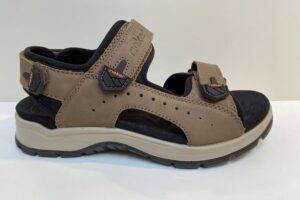 Rieker: 26951-25, sandaal terra, maat 41 t/m 47 € 94,99  50% korting