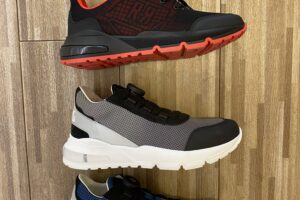 Kinderschoenen: Red Rag, Develab