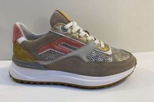 Floris van Bommel Women: Noppi 36.08 Gold, maat 42 € 149,99