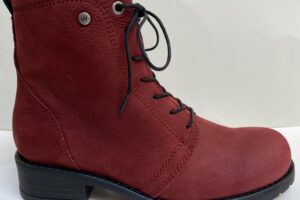 Wolky: mid veter boot met rits, bordo/rood maat 38,39,42 € 199,99